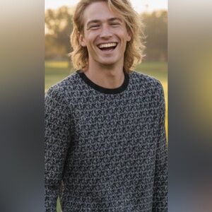 Michael Kors Men's Black and Gray Crewneck Sweater